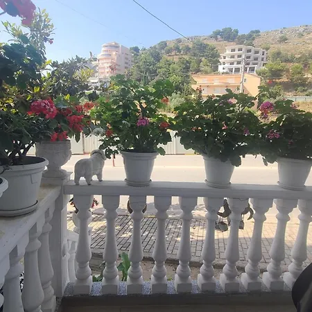 Pensionat Luxury Room's By Lika Sarandë