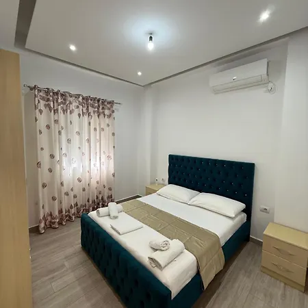 Πανσιόν Luxury Room's By Lika Σαράντα
