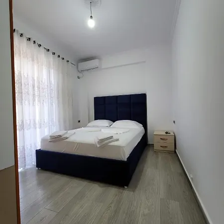 Luxury Room's By Lika Πανσιόν 3*